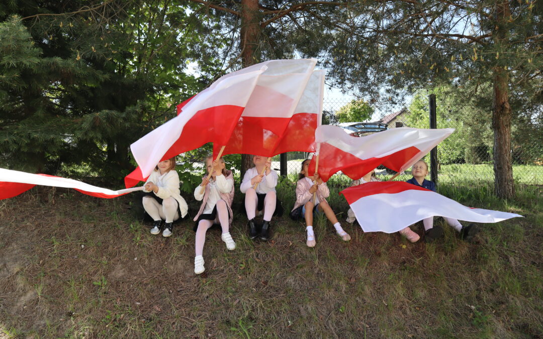 „Powiewa flaga, gdy wiatr się zerwie …” 🇵🇱