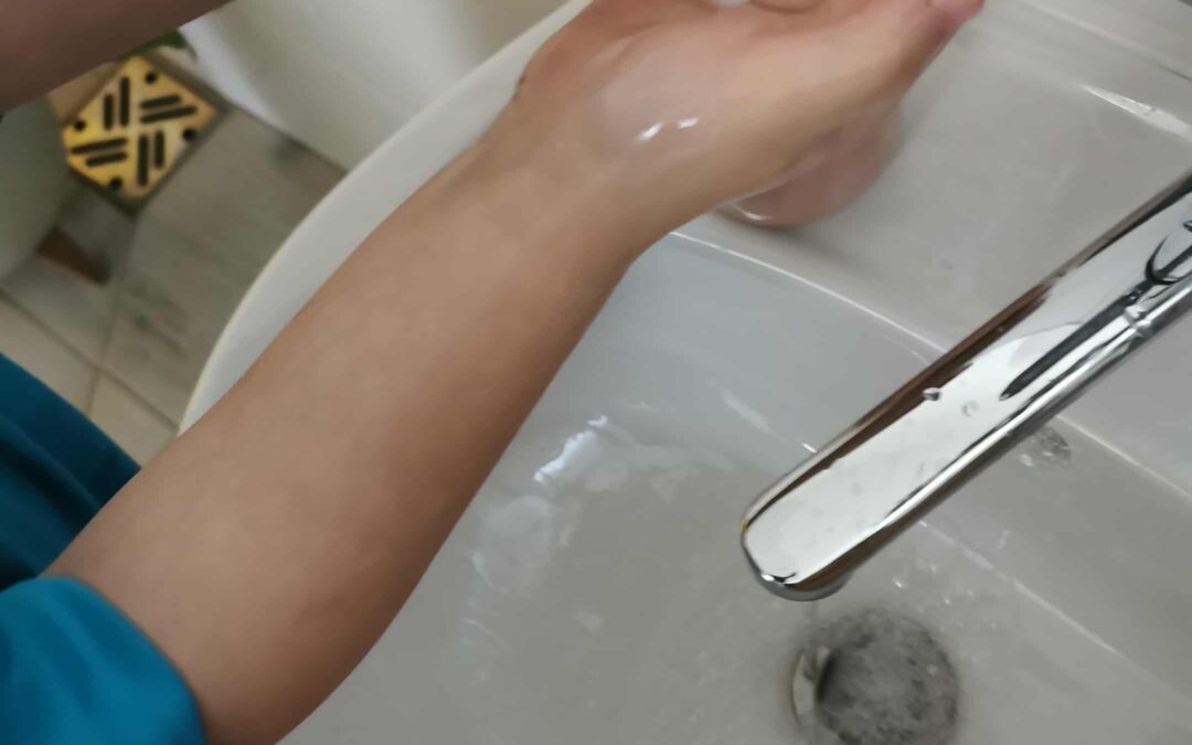 „Światowy Dzień Mycia Rąk” z małpką Iwonką.