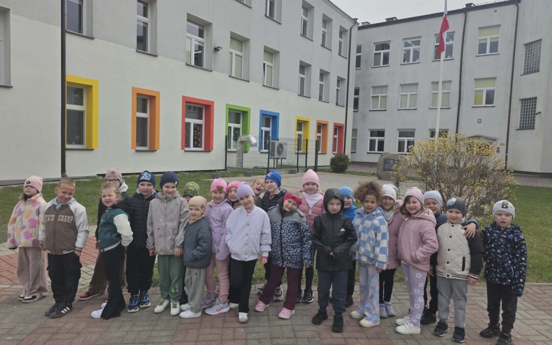 Z wizytą w szkole – przyszli pierwszoklasiści 🎒