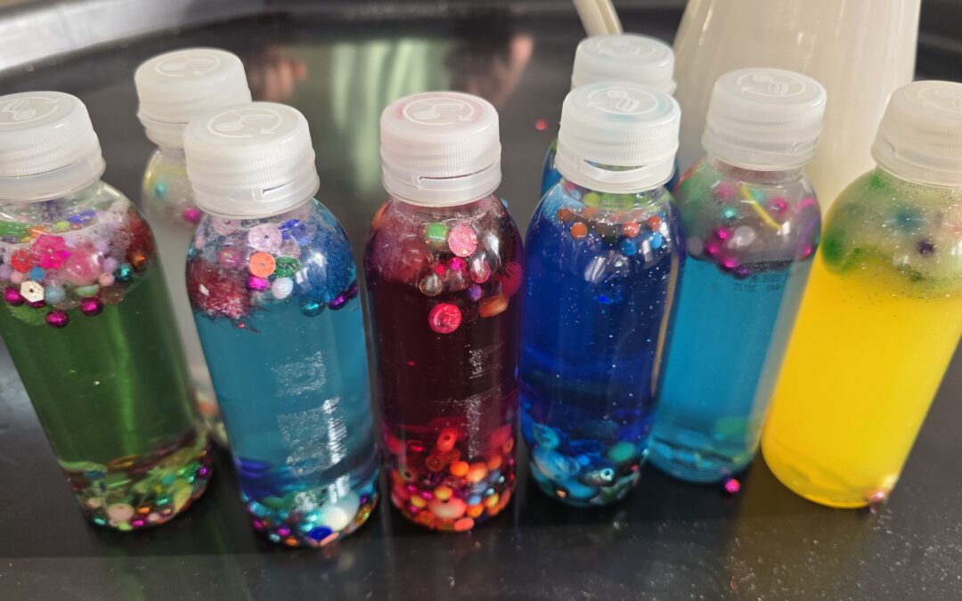 „Calming bottles” – sensoryczna butelka.